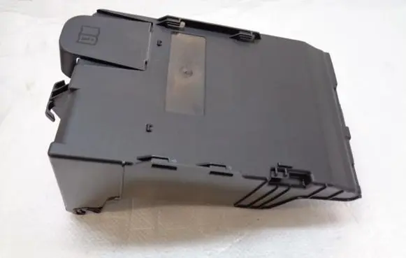 Citroen C4 Cactus Battery box tray 9823055280
