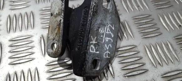 Mercedes-Benz Vaneo W414 Front door upper hinge
