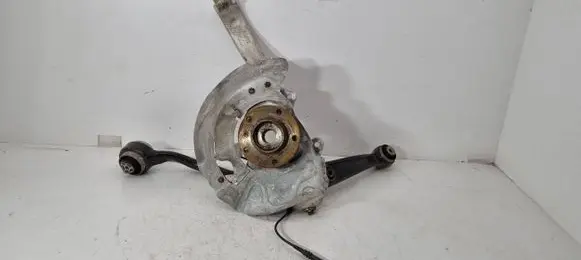 BMW X5 F15 Front wheel hub 6869869 31216869869 6857977
