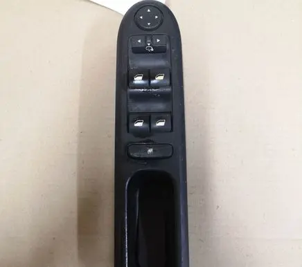 Peugeot 407 Electric window control switch 96468704XT