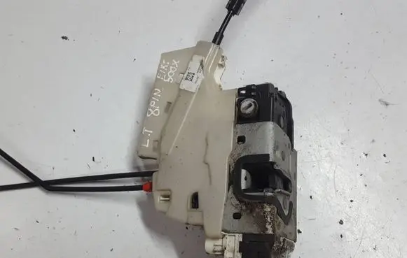 Fiat 500X Rear door lock 