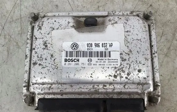 Volkswagen Polo III 6N 6N2 6NF Engine control unit/module 030906032AP