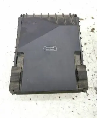 Volkswagen PASSAT B6 Fuse box set 3C0937125 63592777