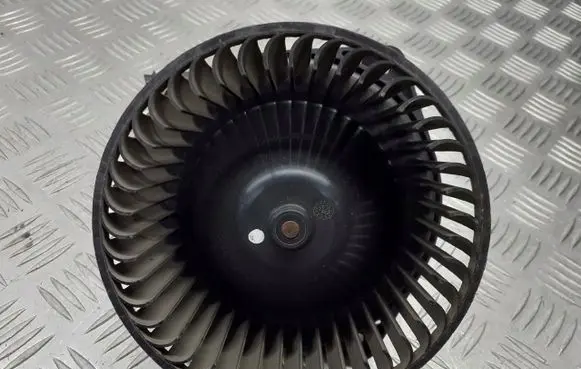 Opel Agila A Front door blower motor EA31030350