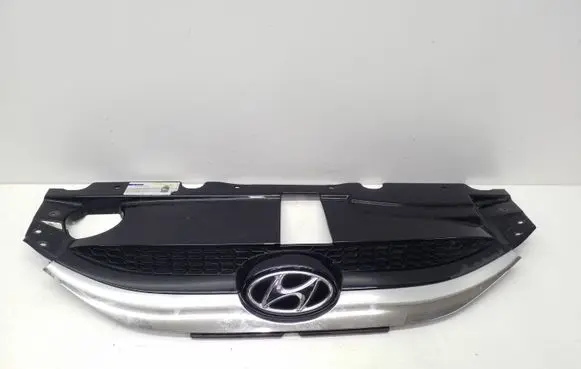 Hyundai ix35 Front bumper upper radiator grill 863512Y000