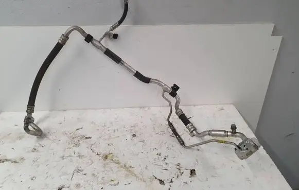 KIA Ceed Air conditioning (A/C) pipe/hose 97775A6750