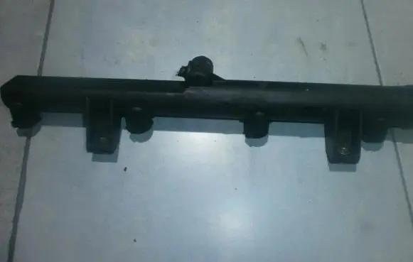 Citroen Xsara Picasso Fuel main line pipe 9028084680