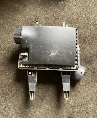 Volkswagen Crafter Air filter box 2E0129601D A0000903751 2E0183