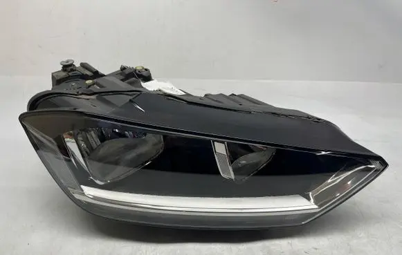 Volkswagen Golf Sportsvan Headlight/headlamp 10B941006A