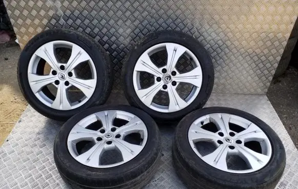 R17 alloy rim