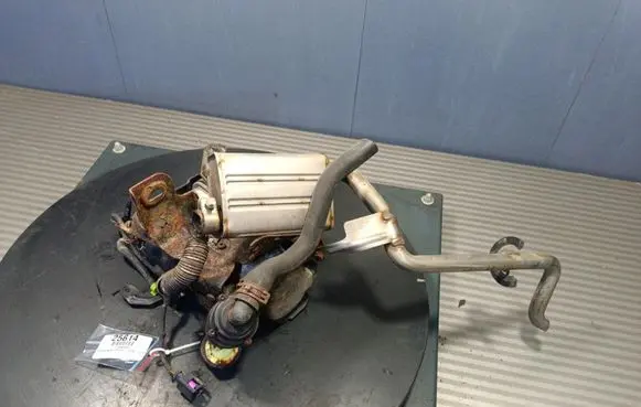 Volkswagen Cross Touran I Auxiliary pre-heater (Webasto) 