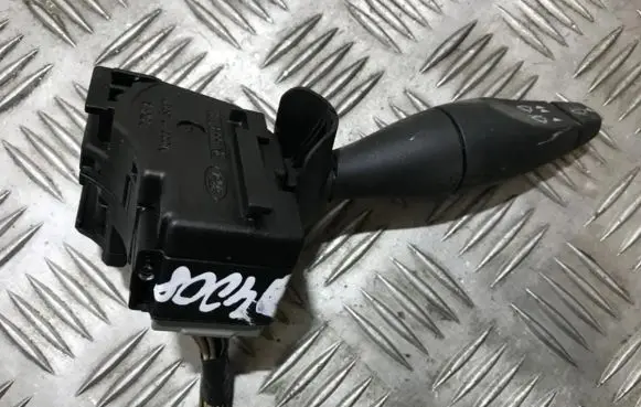 Ford Focus Wiper control stalk 98ag17a553cc