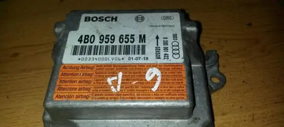 Audi A6 S6 C5 4B Airbag control unit/module 4B0959655M 0285001432