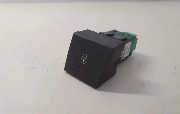 Peugeot 508 Central locking switch button 96661783ZE
