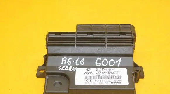 Audi A6 S6 C6 4F Transfer box differential control unit 4F0907280A