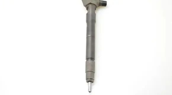 Mazda 6 Fuel injector SH0113H50