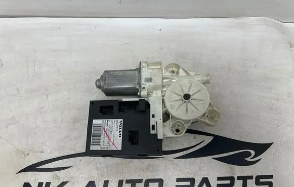 Volvo V50 Front door window regulator motor 30737675 992751108 110532091536