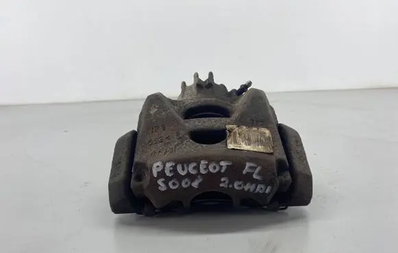 Peugeot 5008 Front brake caliper