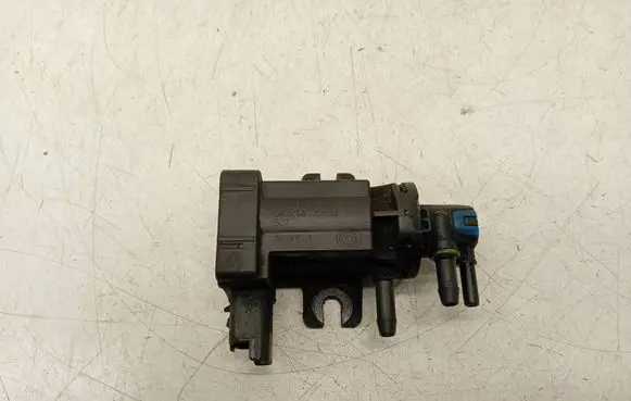 Citroen C3 Turbo solenoid valve 9801887680