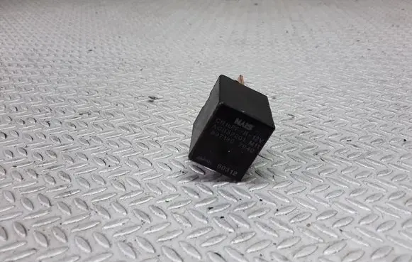 Opel Frontera B Other relay 8971807940