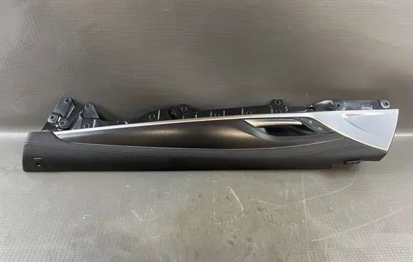 BMW 5 G30 G31 G38 Front door card panel trim 3014274
