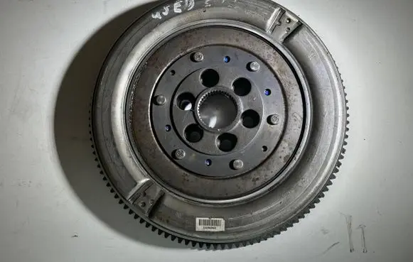 BMW M3 F80 Flywheel 228382902