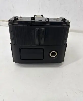 Nissan X-Trail T30 Glove box 68108EQ400