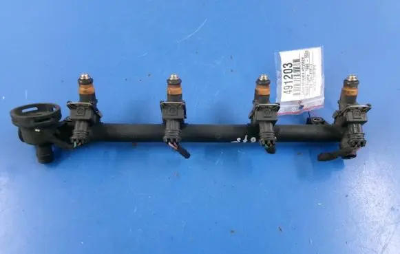Renault Megane I Fuel main line pipe 7700112519