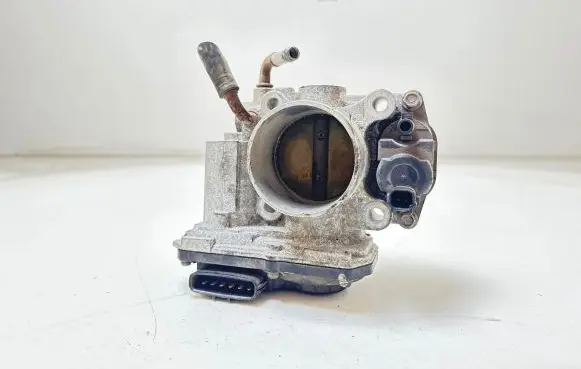 Honda Civic Throttle valve 07G06