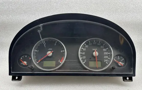Ford Mondeo Mk III Speedometer (instrument cluster) 1s7F10849 6620 577645