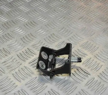 Ford Fiesta Tailgate/trunk/boot hinge CM5142901AF