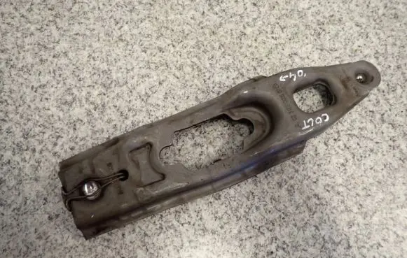 Mitsubishi Colt Clutch release arm fork 023189001501