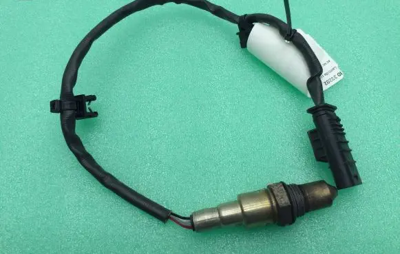 BMW 5 G30 G31 Lambda probe sensor 8593852 859385201