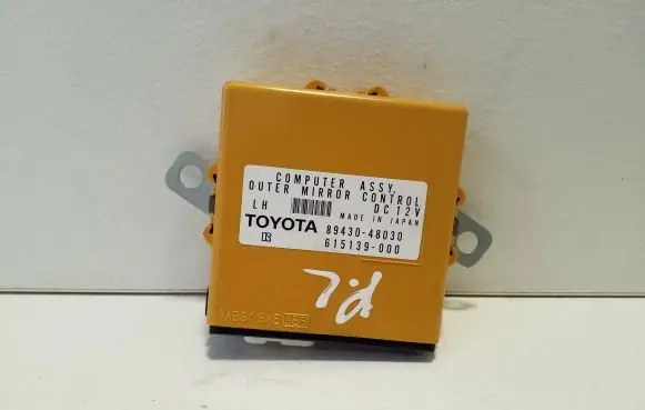 Lexus RX 330 - 350 - 400H Wing mirror control module 8943048030 615139000