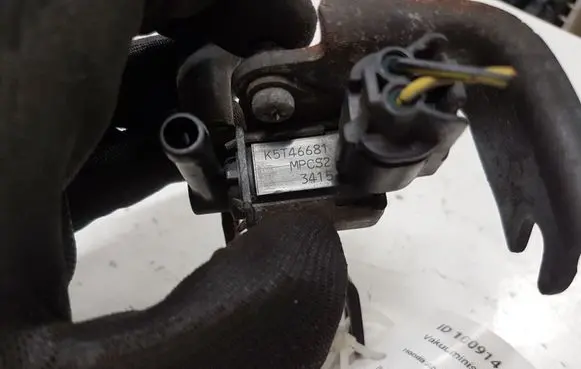 Honda Accord Vacuum valve K5T46681