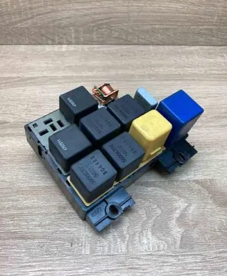 Chrysler Voyager Other relay 85572 4565013
