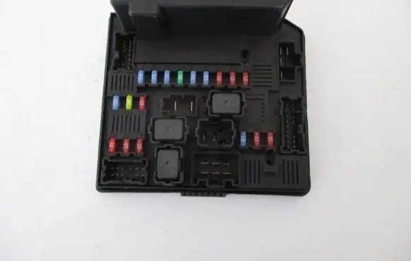 Nissan Qashqai Comfort/convenience module 284B7JD02A