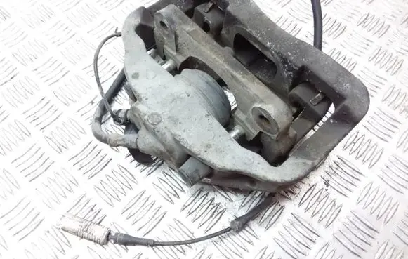 BMW 7 E65 E66 Front brake caliper 6030324