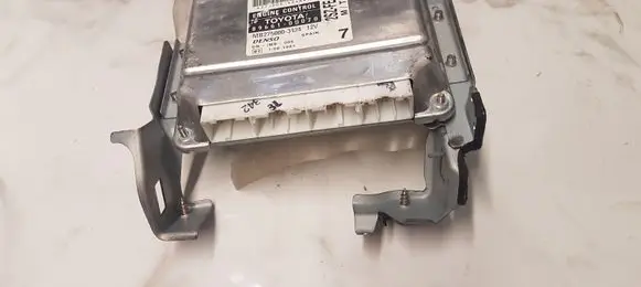 Toyota Yaris Engine control unit/module MB2750003434 896610D070