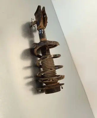 Subaru Forester SJ Front shock absorber with coil spring