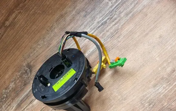 Mercedes-Benz CLK A209 C209 Airbag slip ring squib (SRS ring) A2035406445 A1694640618