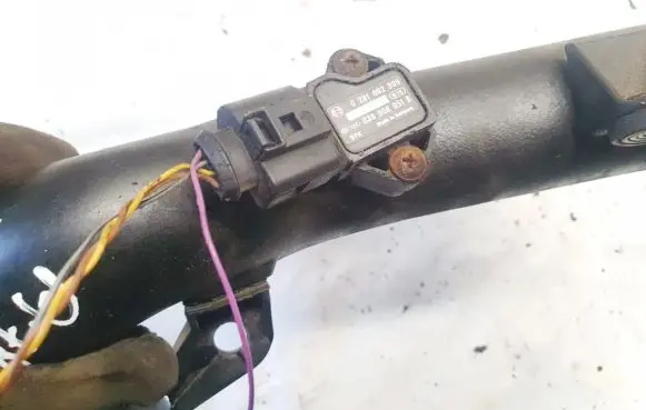 Skoda Octavia Mk2 (1Z) Air pressure sensor 0281002399 038906051b