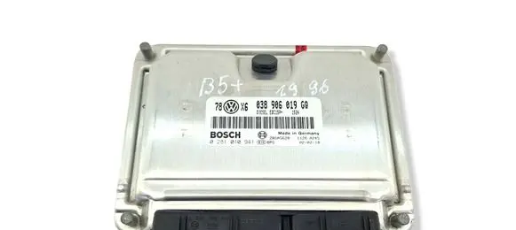Volkswagen PASSAT B5.5 Engine control unit/module 038906019GQ 0281010941