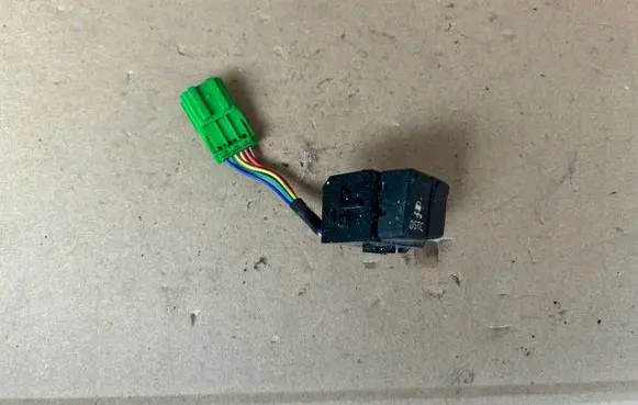 Volvo S40 ESP (stability program) switch 8691530