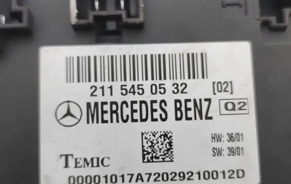 Mercedes-Benz E W211 Comfort/convenience module 2115450532 00001017A72029210012D
