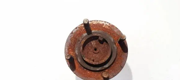 Mitsubishi Galant Rear wheel hub
