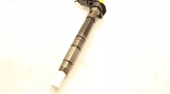 Fuel injector