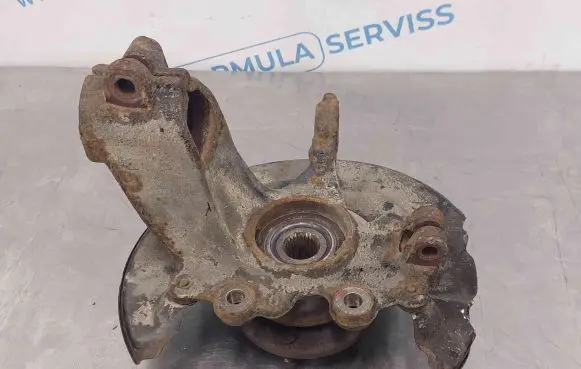 Ford Focus Front wheel hub 01M0A68