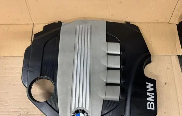 BMW 1 E81 E87 Engine cover (trim)
