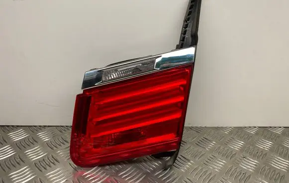 BMW 7 F01 F02 F03 F04 Tailgate rear/tail lights 7182206